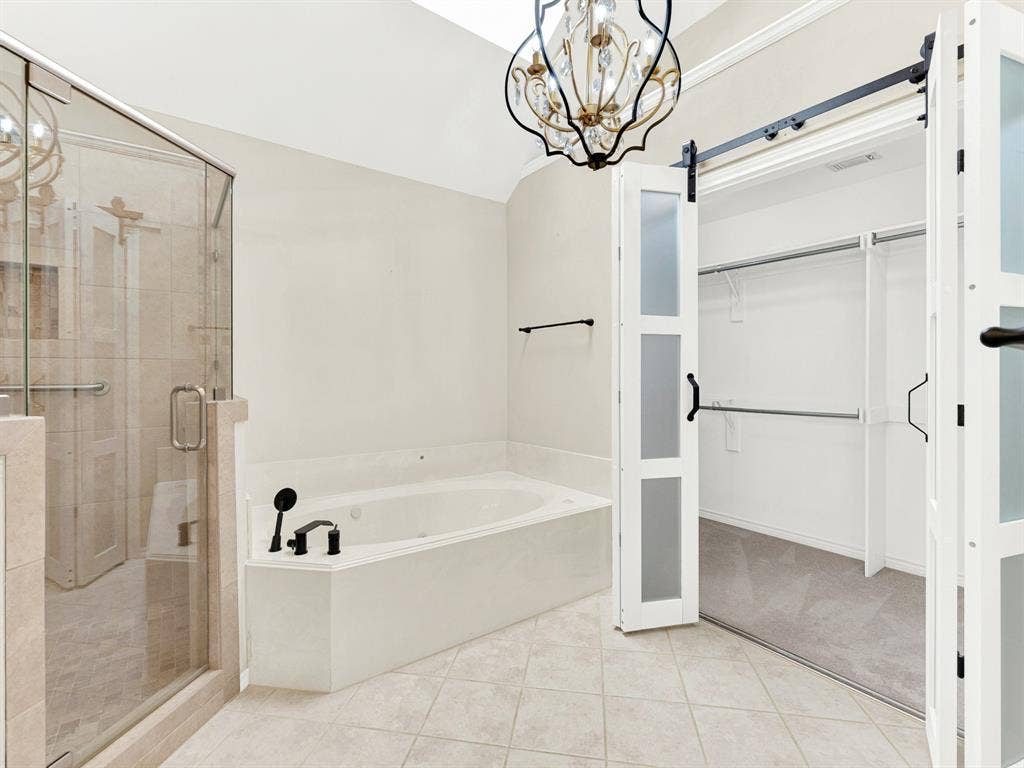 3320 Melanie Lane, Plano, TX 75023 3320 Melanie Lane, Plano, TX 75023