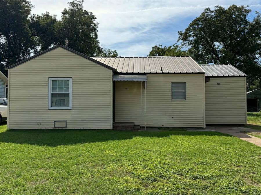 Property photo for 1507 N 7th Street, Wichita Falls, TX