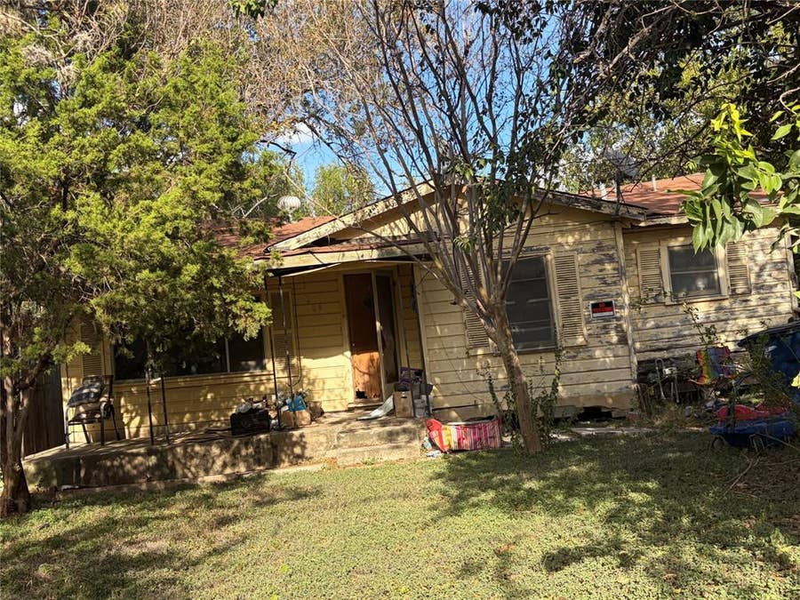 Property photo for 206 Mcgaugh Avenue, New Braunfels, TX