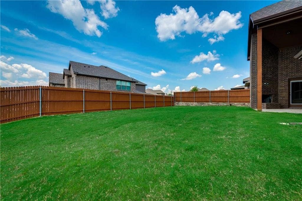 423 Florence Drive, Fate, TX 75087 423 Florence Drive, Fate, TX 75087