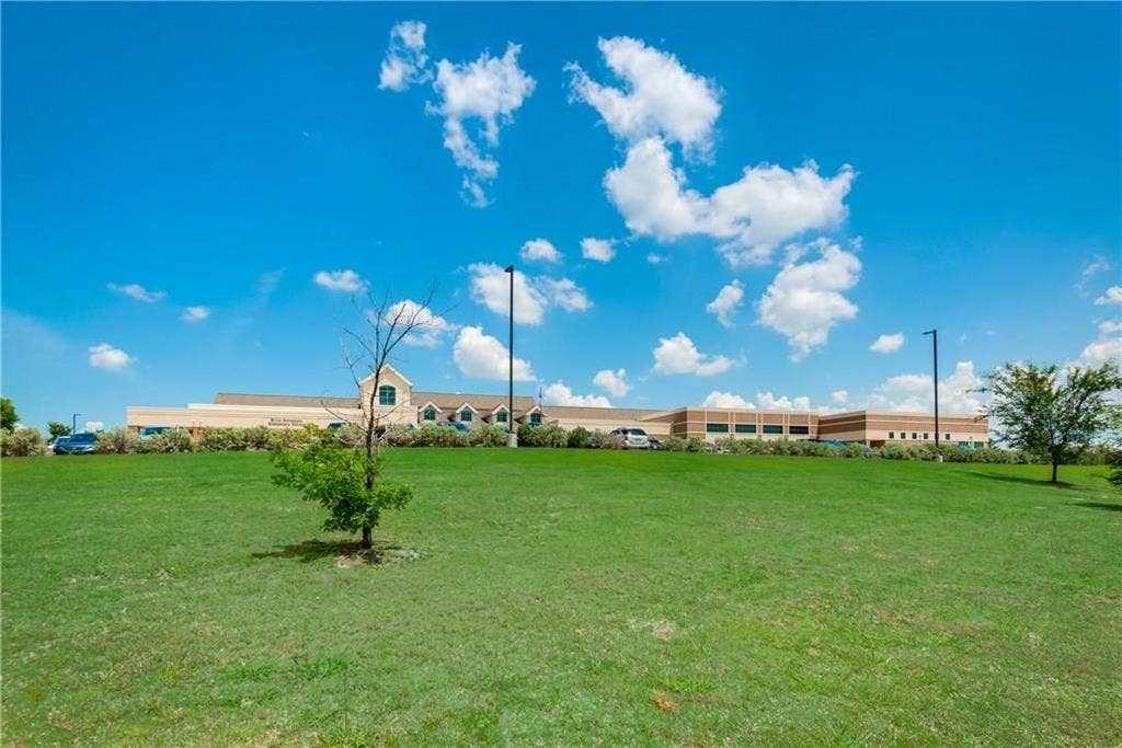 423 Florence Drive, Fate, TX 75087 423 Florence Drive, Fate, TX 75087