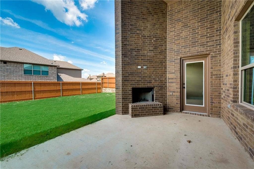 423 Florence Drive, Fate, TX 75087 423 Florence Drive, Fate, TX 75087