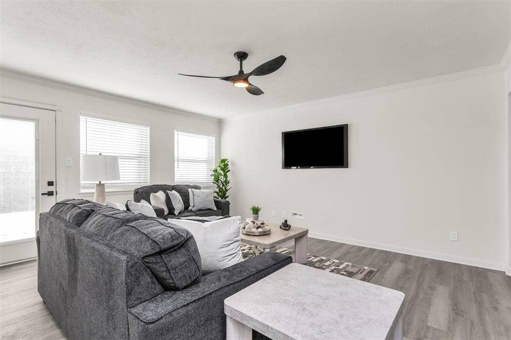 713 Kindred Lane, Richardson, TX 75080 713 Kindred Lane, Richardson, TX 75080