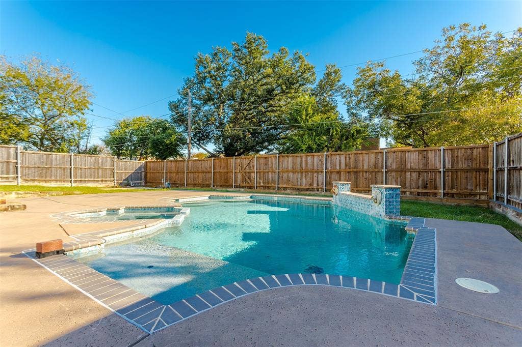 713 Kindred Lane, Richardson, TX 75080 713 Kindred Lane, Richardson, TX 75080