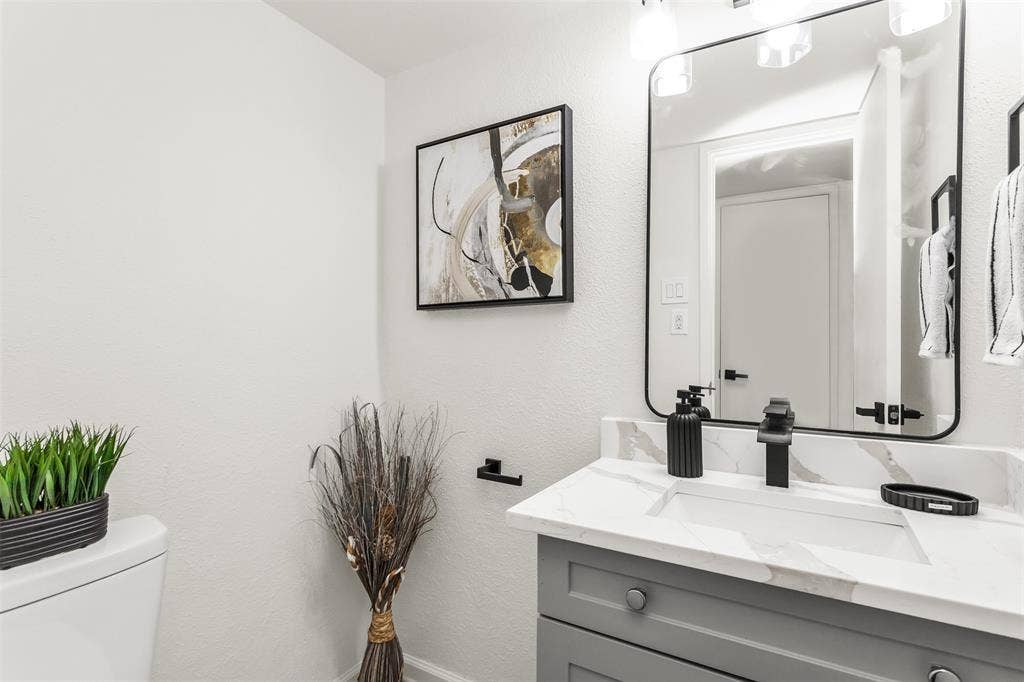 713 Kindred Lane, Richardson, TX 75080 713 Kindred Lane, Richardson, TX 75080