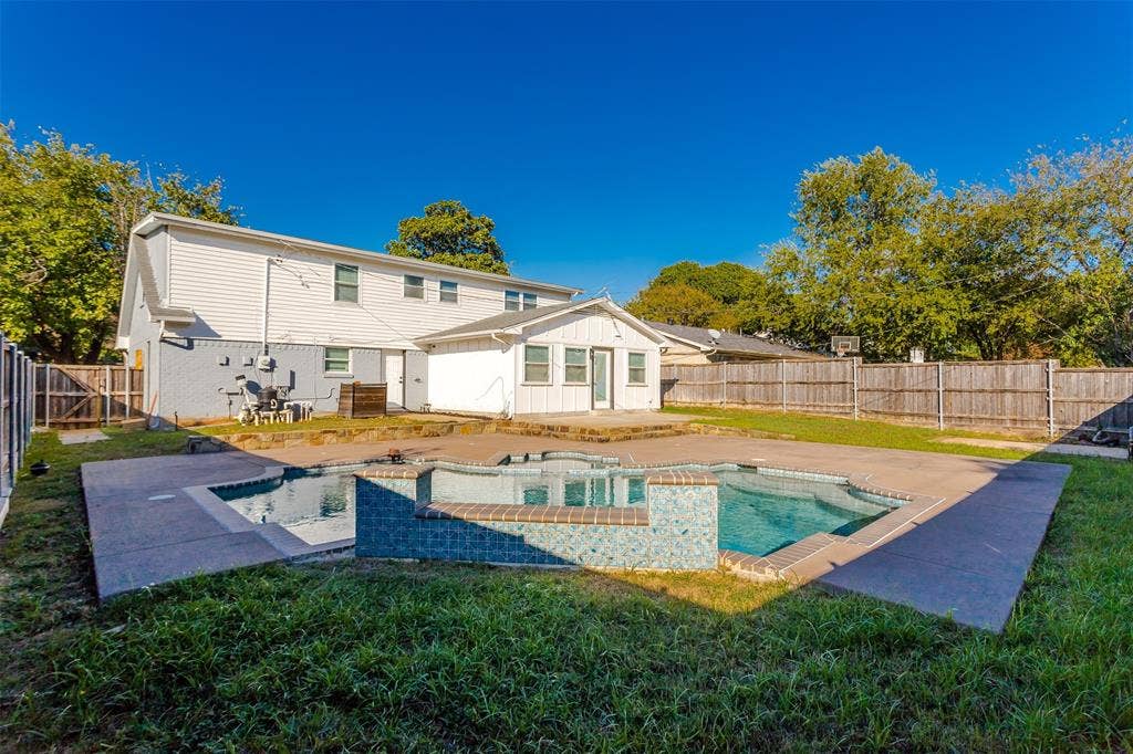 713 Kindred Lane, Richardson, TX 75080 713 Kindred Lane, Richardson, TX 75080