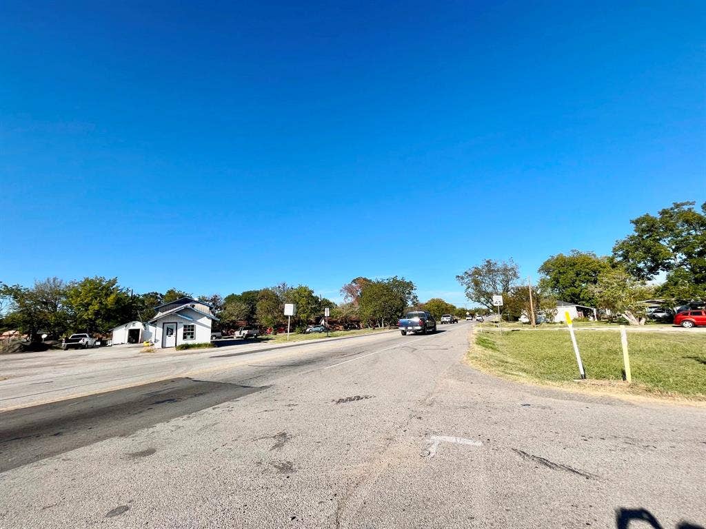110 N Hwy 34 Street, Kaufman, TX 75142 110 N Hwy 34 Street, Kaufman, TX 75142