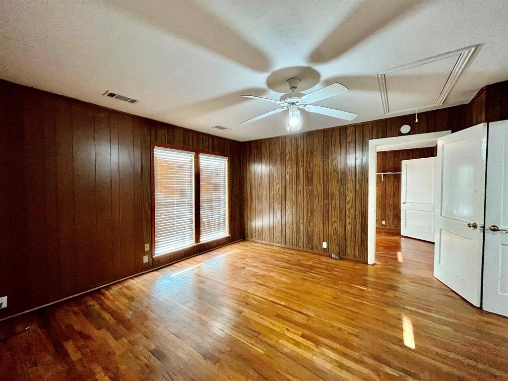 110 N Hwy 34 Street, Kaufman, TX 75142 110 N Hwy 34 Street, Kaufman, TX 75142