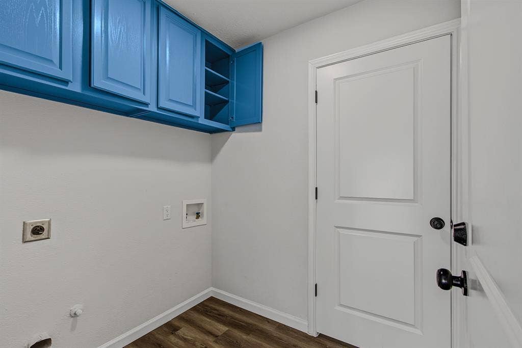 10219 Echo Ridge Court, Dallas, TX 75243 10219 Echo Ridge Court, Dallas, TX 75243