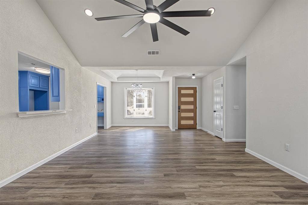 10219 Echo Ridge Court, Dallas, TX 75243 10219 Echo Ridge Court, Dallas, TX 75243