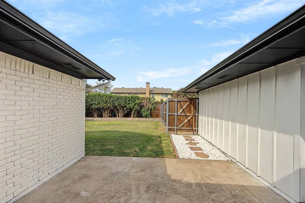 10219 Echo Ridge Court, Dallas, TX 75243 10219 Echo Ridge Court, Dallas, TX 75243