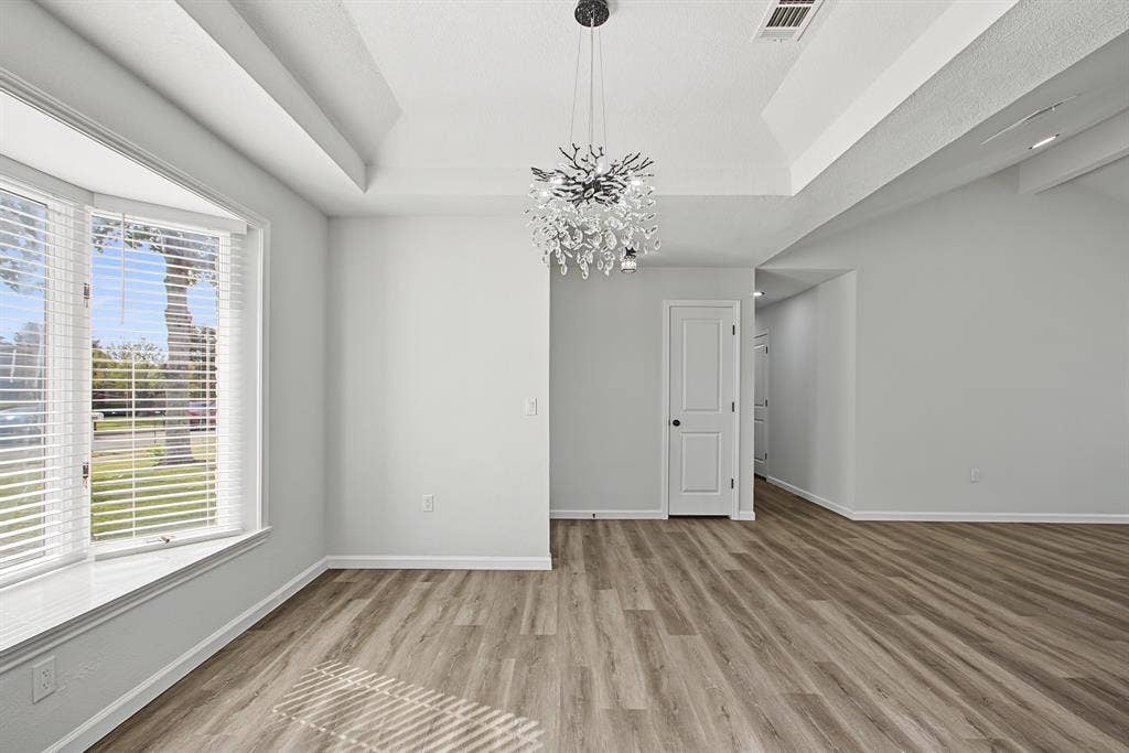 10219 Echo Ridge Court, Dallas, TX 75243 10219 Echo Ridge Court, Dallas, TX 75243