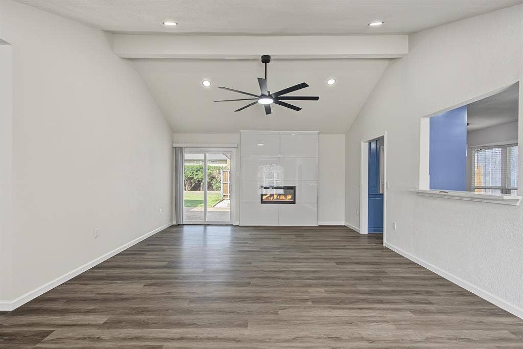 10219 Echo Ridge Court, Dallas, TX 75243 10219 Echo Ridge Court, Dallas, TX 75243