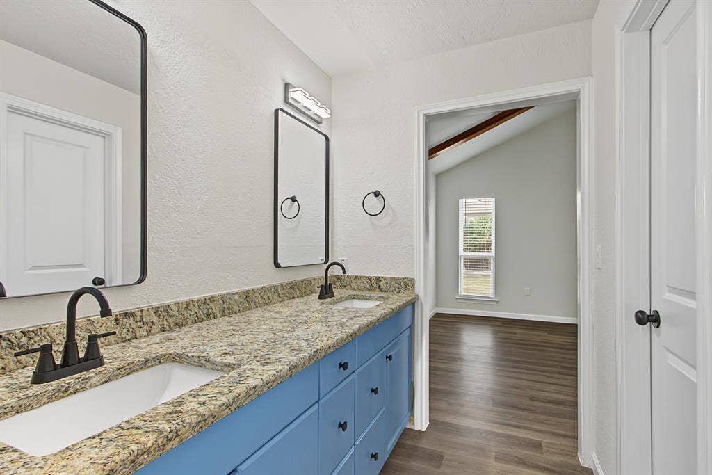 10219 Echo Ridge Court, Dallas, TX 75243 10219 Echo Ridge Court, Dallas, TX 75243