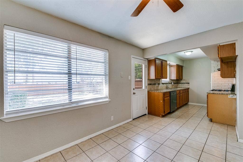 519 Salem Drive, Richardson, TX 75080 519 Salem Drive, Richardson, TX 75080