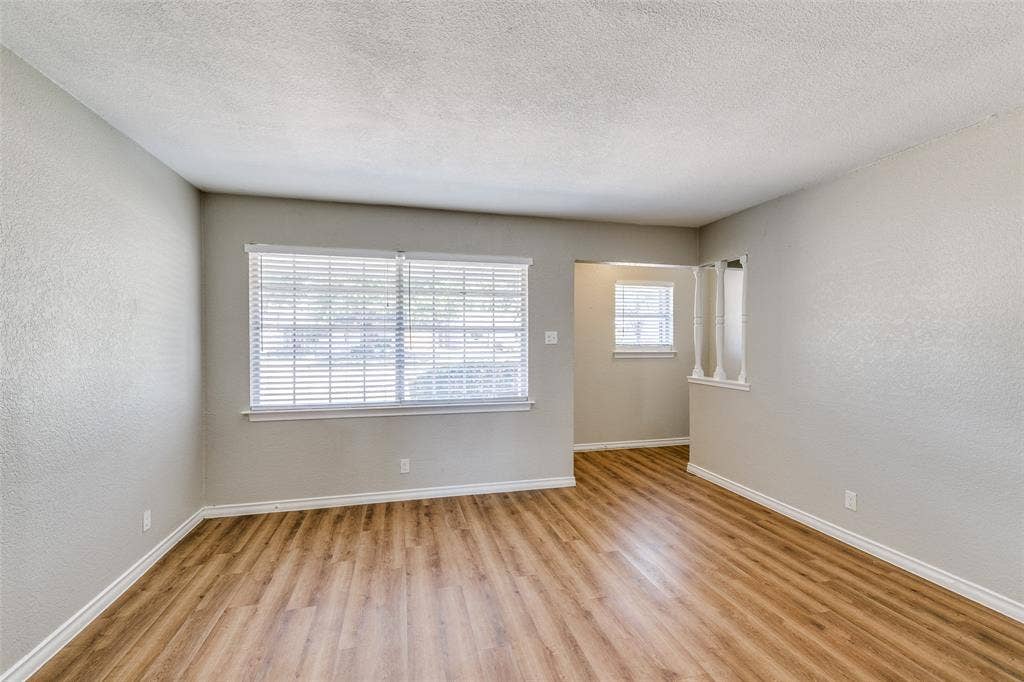 519 Salem Drive, Richardson, TX 75080 519 Salem Drive, Richardson, TX 75080