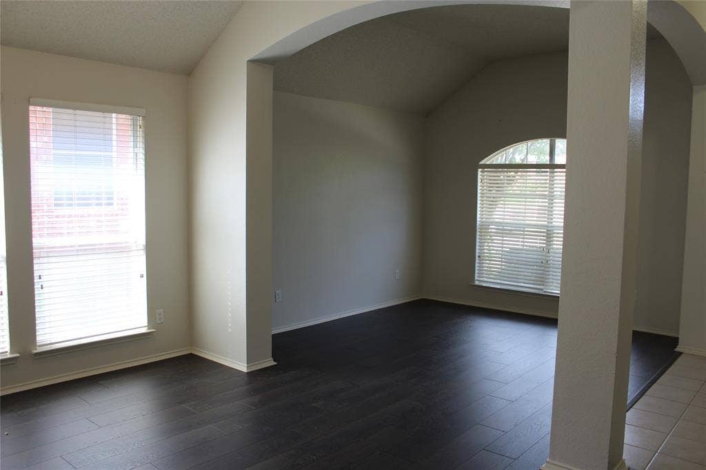 1813 Arbor Creek Drive, Garland, TX 75040 1813 Arbor Creek Drive, Garland, TX 75040