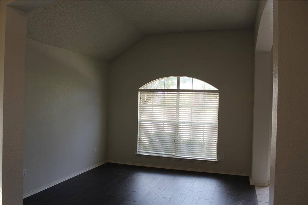 1813 Arbor Creek Drive, Garland, TX 75040 1813 Arbor Creek Drive, Garland, TX 75040