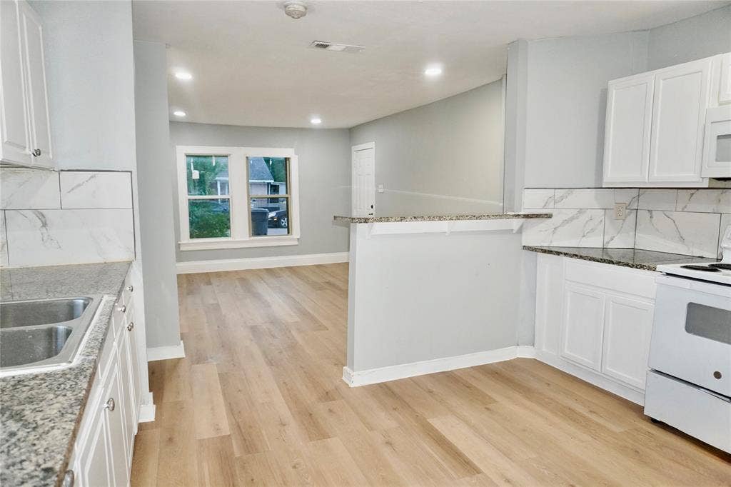 1406 Galloway Avenue, Dallas, TX 75216 1406 Galloway Avenue, Dallas, TX 75216