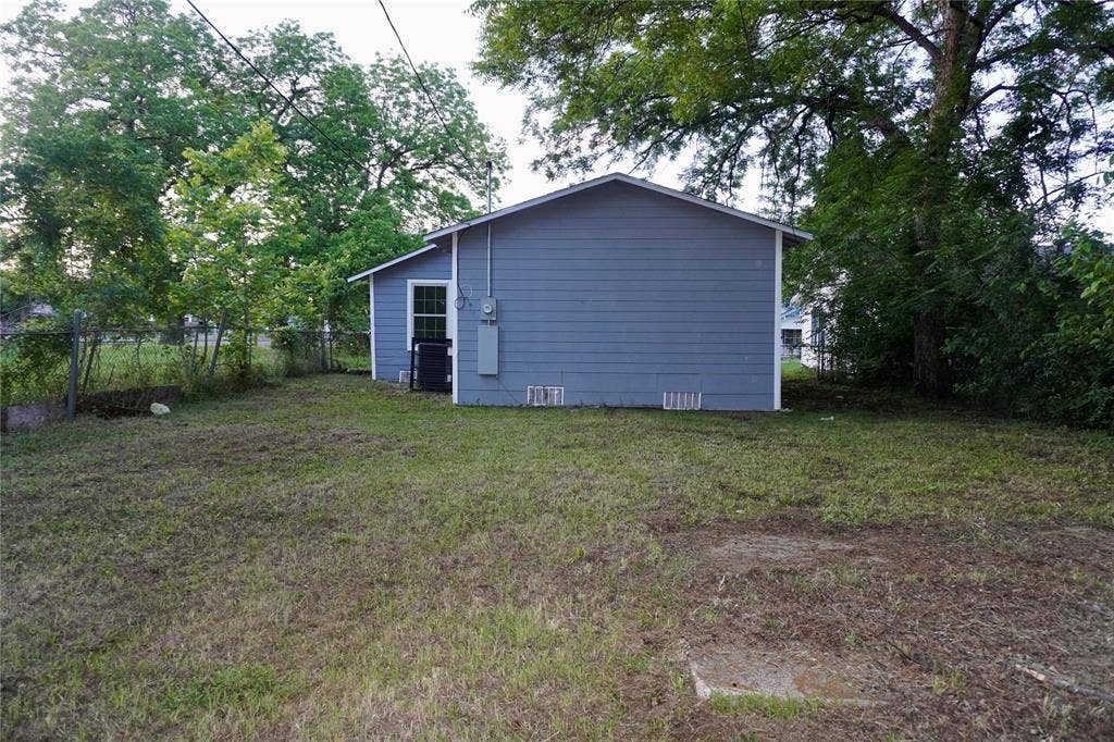 1406 Galloway Avenue, Dallas, TX 75216 1406 Galloway Avenue, Dallas, TX 75216