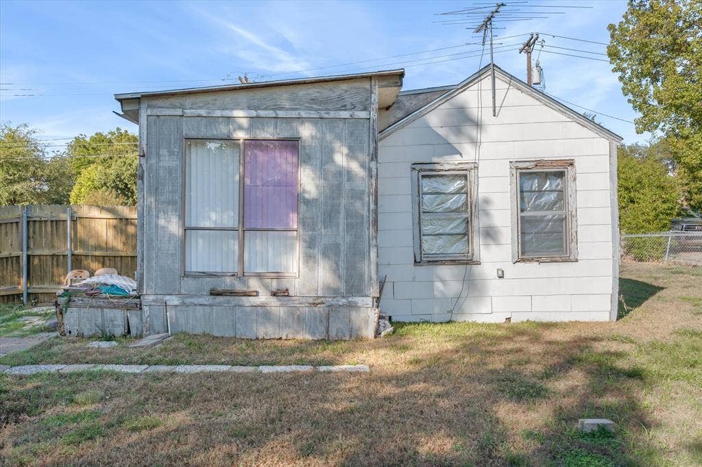 918 N Jefferson Street, Lancaster, TX 75146 918 N Jefferson Street, Lancaster, TX 75146