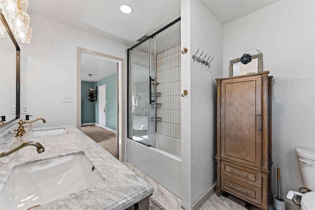 608 Johnson Drive, McGregor, TX 76657