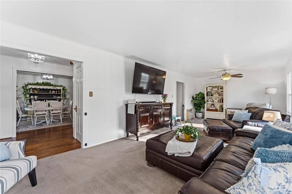 608 Johnson Drive, McGregor, TX 76657