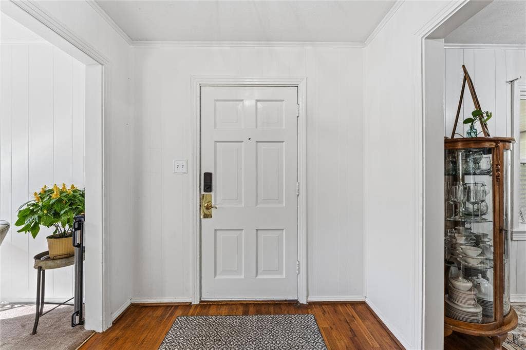608 Johnson Drive, McGregor, TX 76657