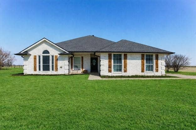 Property photo for 4600 Lone Star Road, Poolville, TX