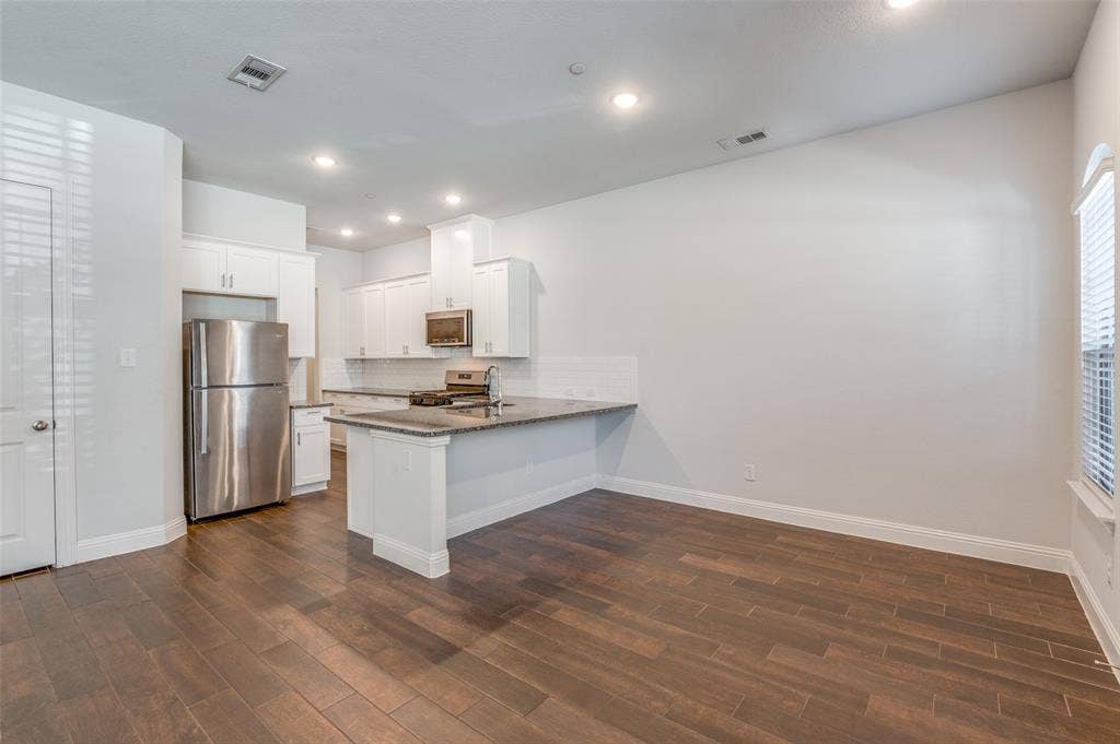 6134 Blythe Drive, Frisco, TX 75035 6134 Blythe Drive, Frisco, TX 75035
