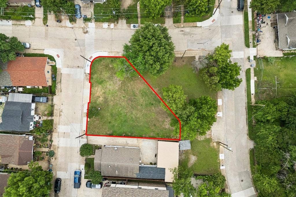 3305 Brantley Street, Dallas, TX 75212