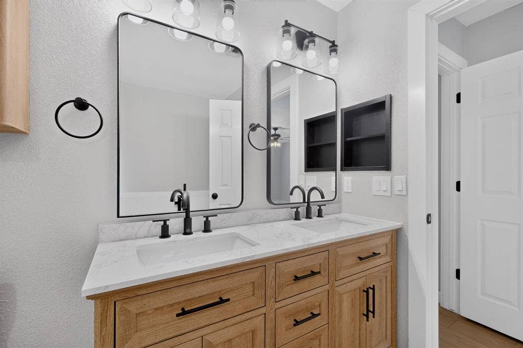 2616 Mountain View Drive, McKinney, TX 75071 2616 Mountain View Drive, McKinney, TX 75071