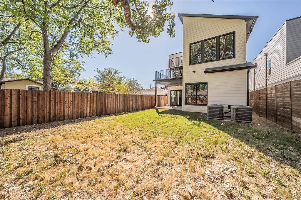 1951 Leath Street, Dallas, TX 75212