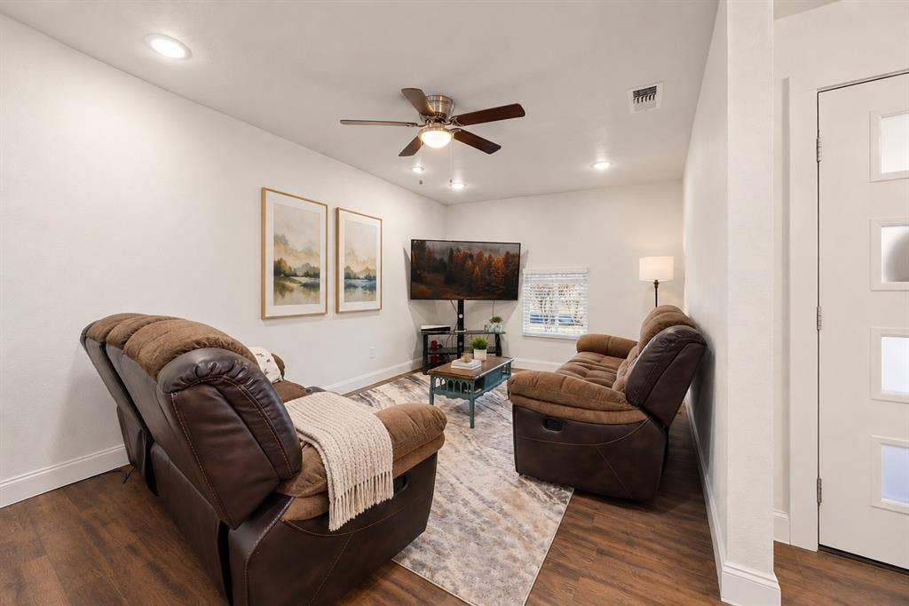 3114 San Paula Avenue, Dallas, TX 75228