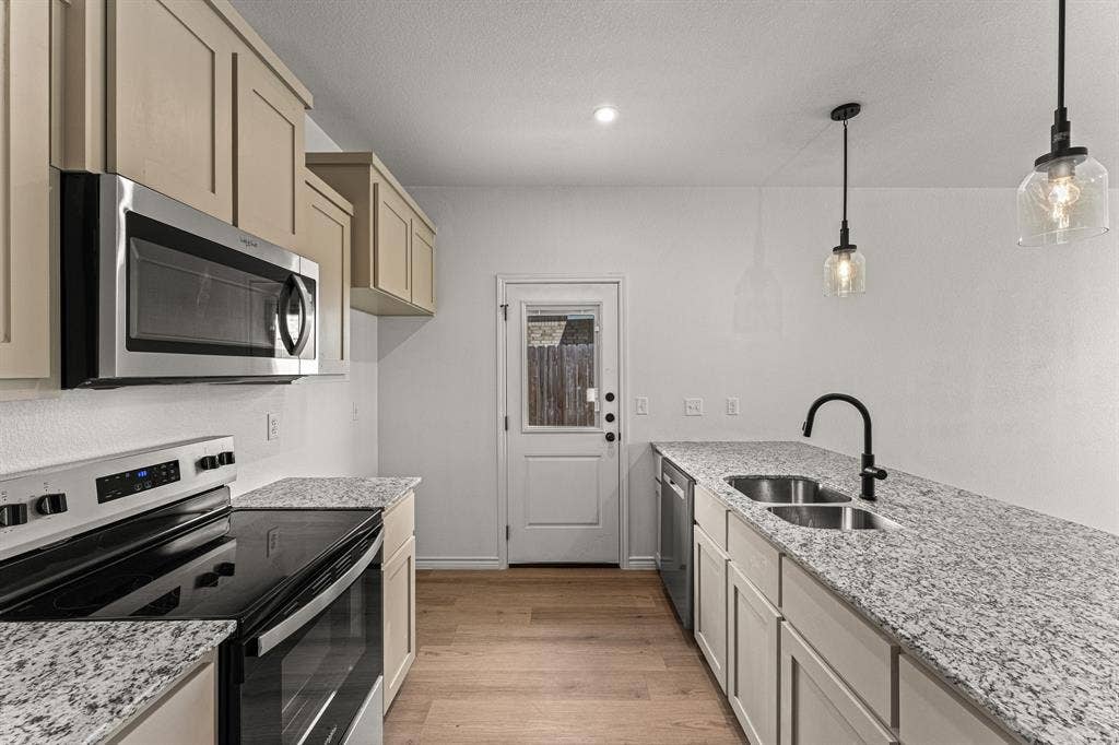 202 Dolphin Drive, Temple, TX 76501 202 Dolphin Drive, Temple, TX 76501