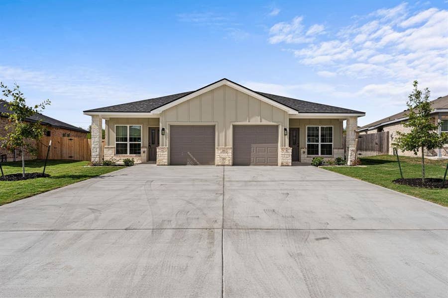 Property photo for 202 Dolphin Drive, Temple, TX