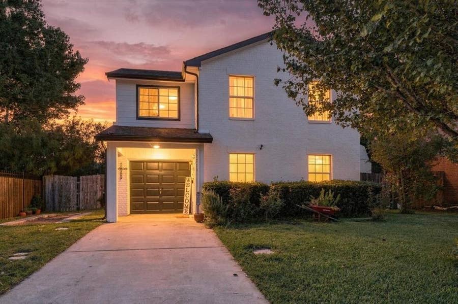 Property photo for 7213 Misty Dawn Drive, Forest Hill, TX