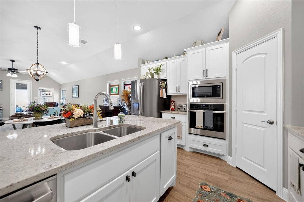 813 Mildren Lane, Fate, TX 75087