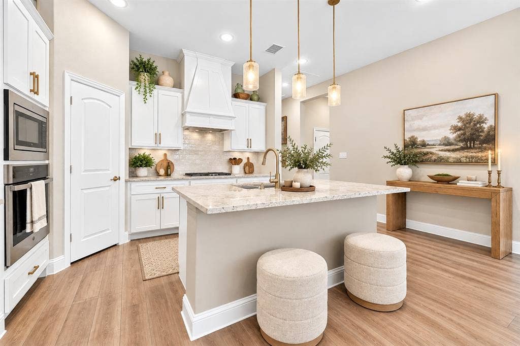Virtually Staged