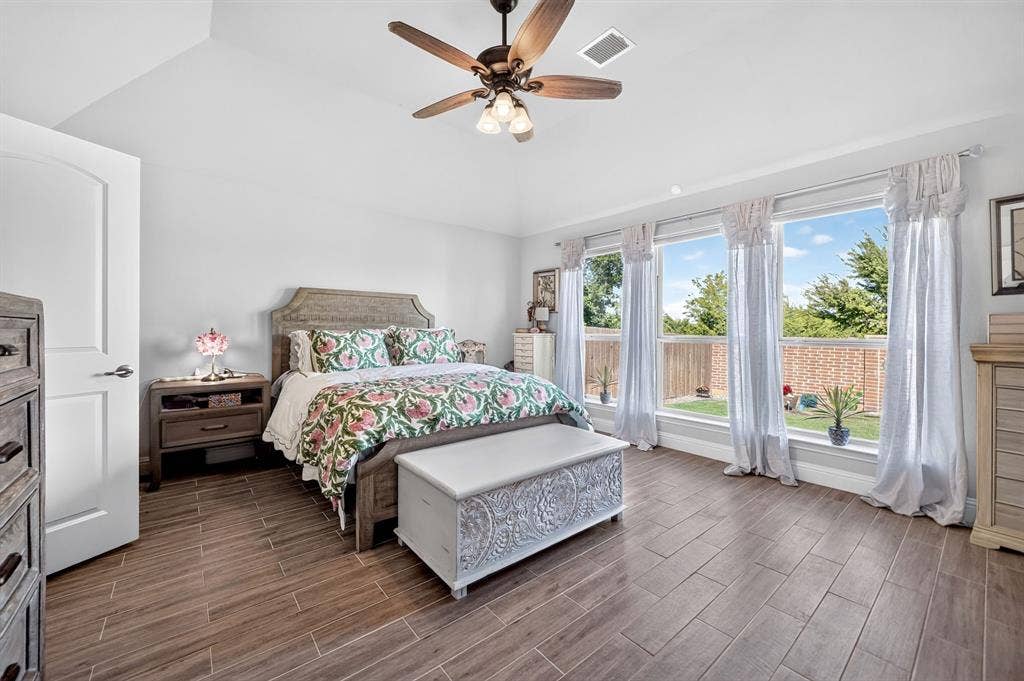 813 Mildren Lane, Fate, TX 75087