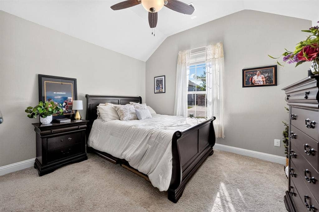 813 Mildren Lane, Fate, TX 75087