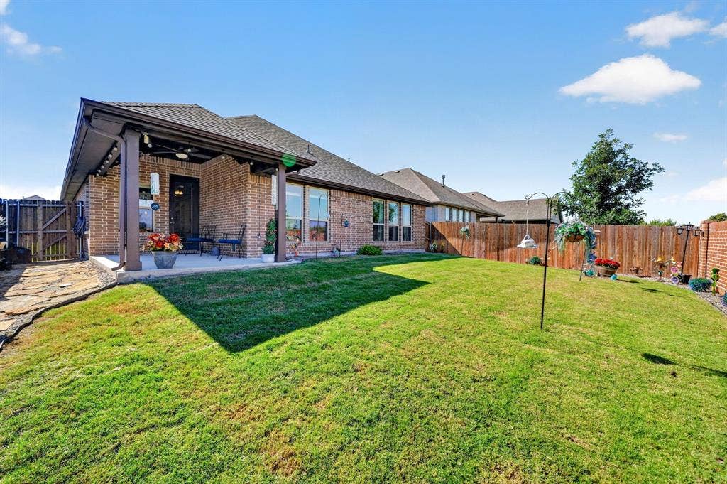 813 Mildren Lane, Fate, TX 75087