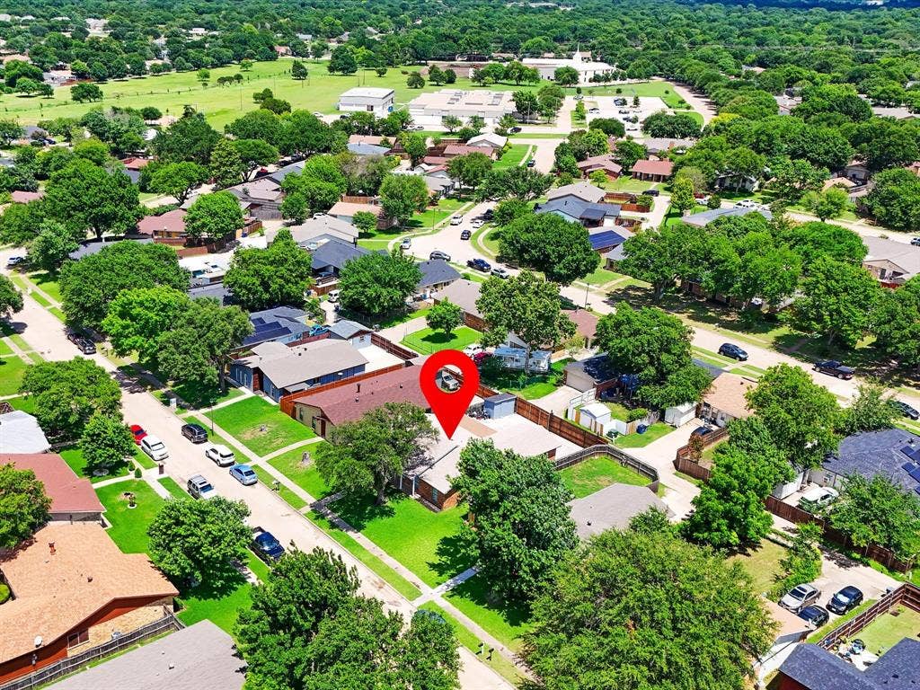 7232 Long Canyon Trail, Dallas, TX 75249 7232 Long Canyon Trail, Dallas, TX 75249