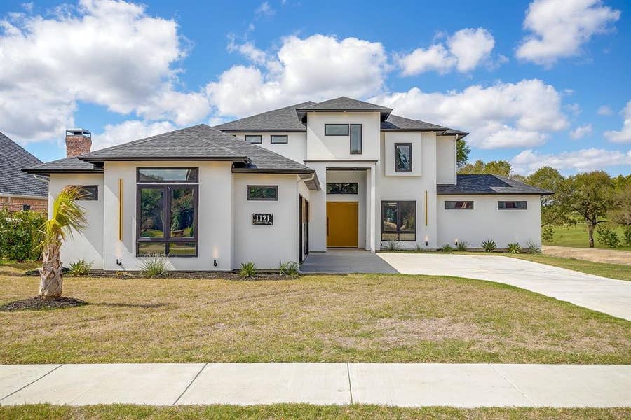 Property photo for 1121 wishing well Court, Cedar Hill, TX