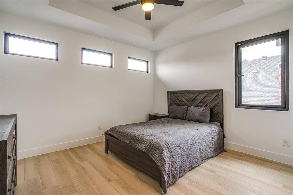 1121 wishing well Court, Cedar Hill, TX 75104