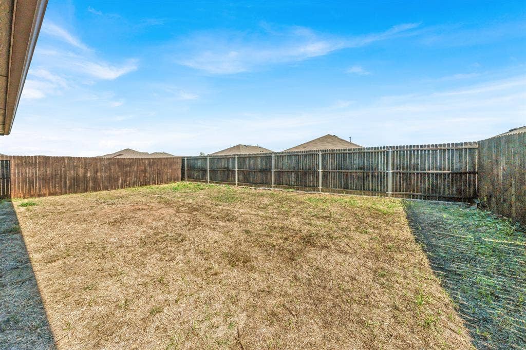 1996 Ocelot Street, Crandall, TX 75114 Good sized back yard