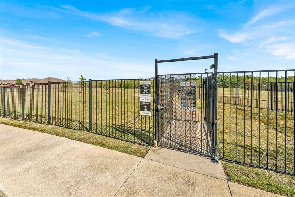1996 Ocelot Street, Crandall, TX 75114 Community dog park - One block from home