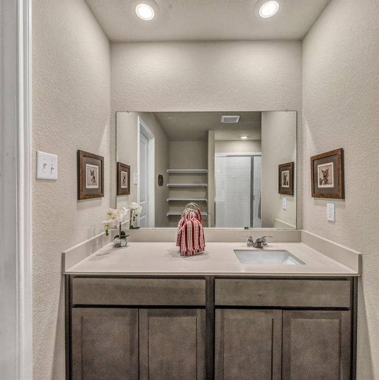 1996 Ocelot Street, Crandall, TX 75114 Primary Bathroom vanity