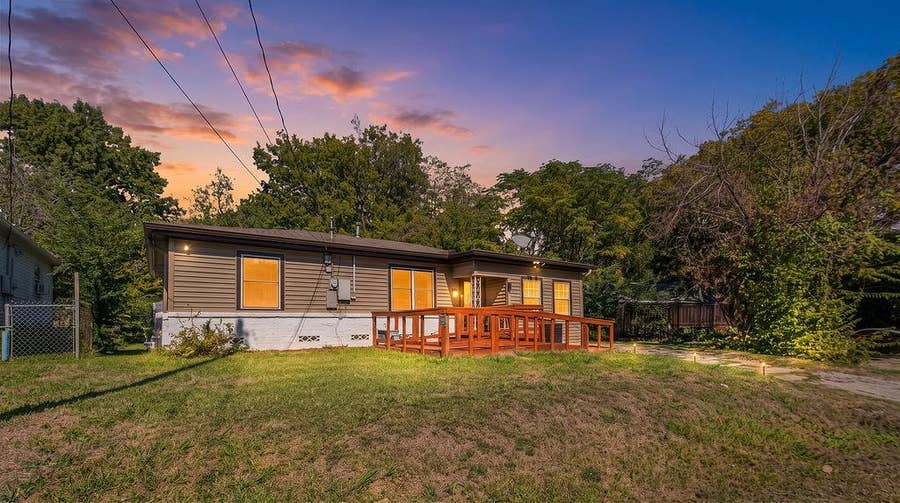 Property photo for 1210 Pollard Street, Greenville, TX