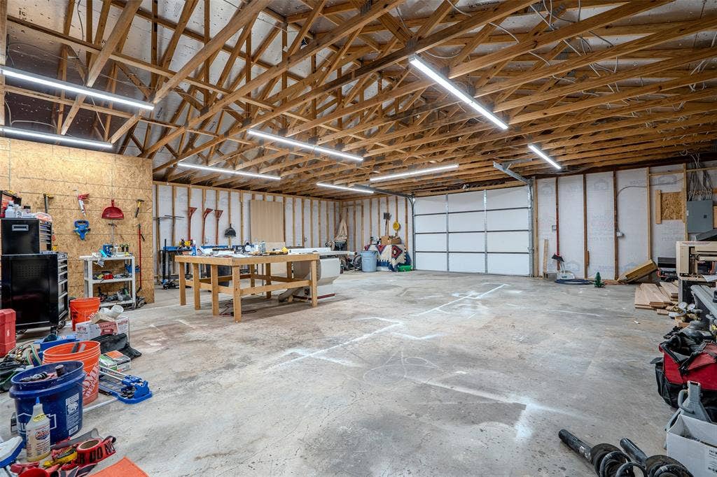 201 Granbury Court, Granbury, TX 76049 201 Granbury Court, Granbury, TX 76049